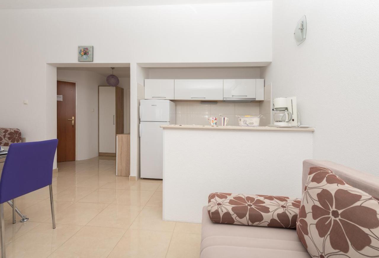 Nina Seaview Apartamento Baška Voda Exterior foto