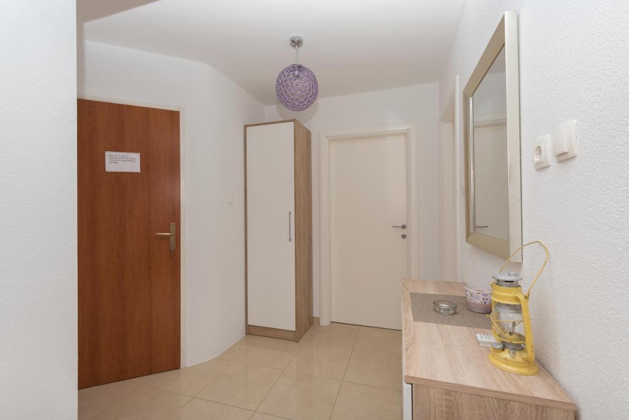 Nina Seaview Apartamento Baška Voda Exterior foto