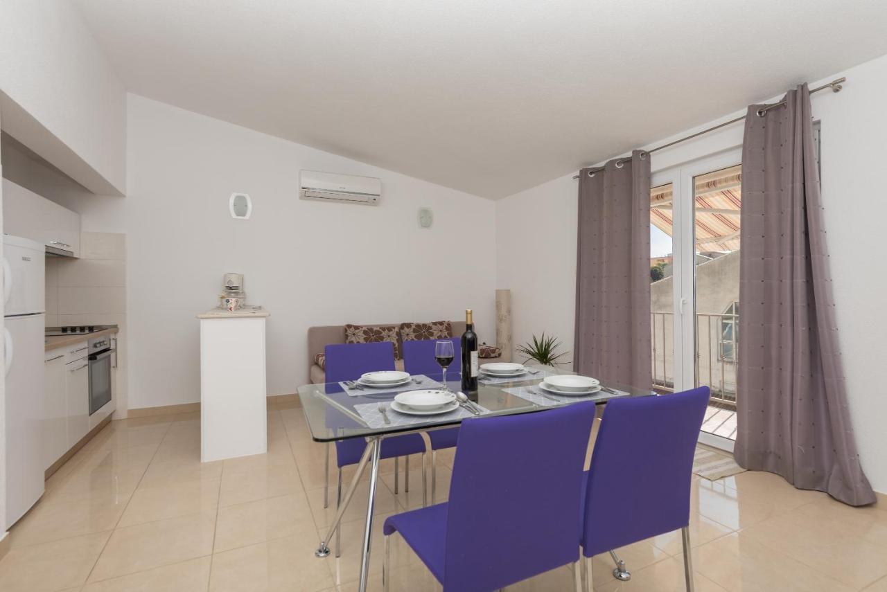 Nina Seaview Apartamento Baška Voda Exterior foto