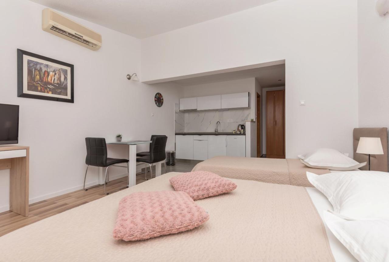 Nina Seaview Apartamento Baška Voda Exterior foto