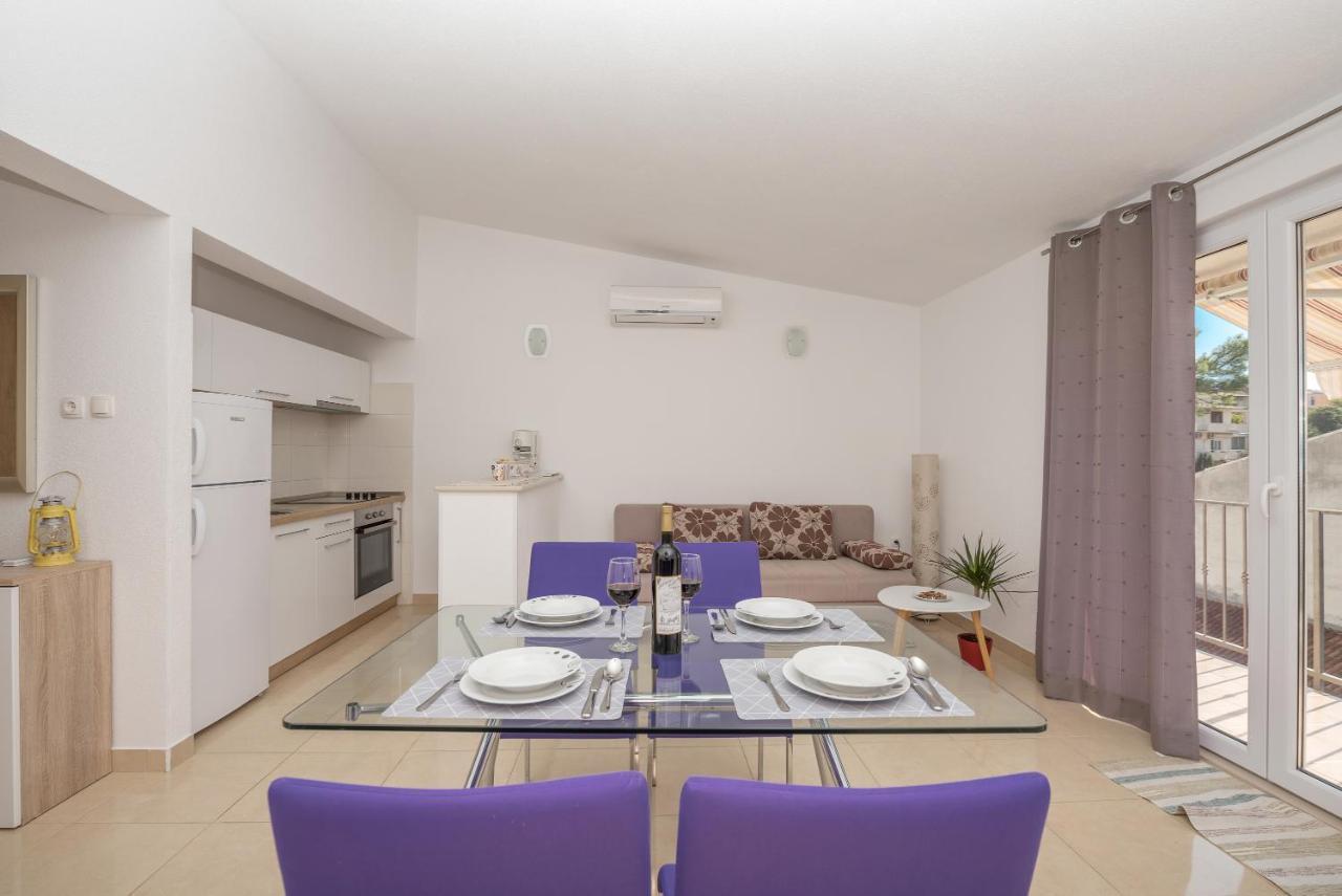 Nina Seaview Apartamento Baška Voda Exterior foto