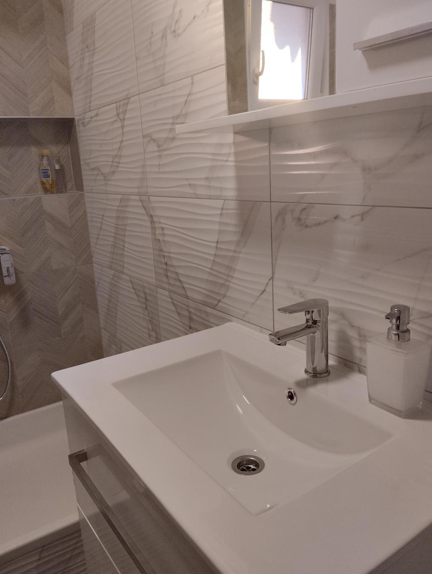 Nina Seaview Apartamento Baška Voda Exterior foto
